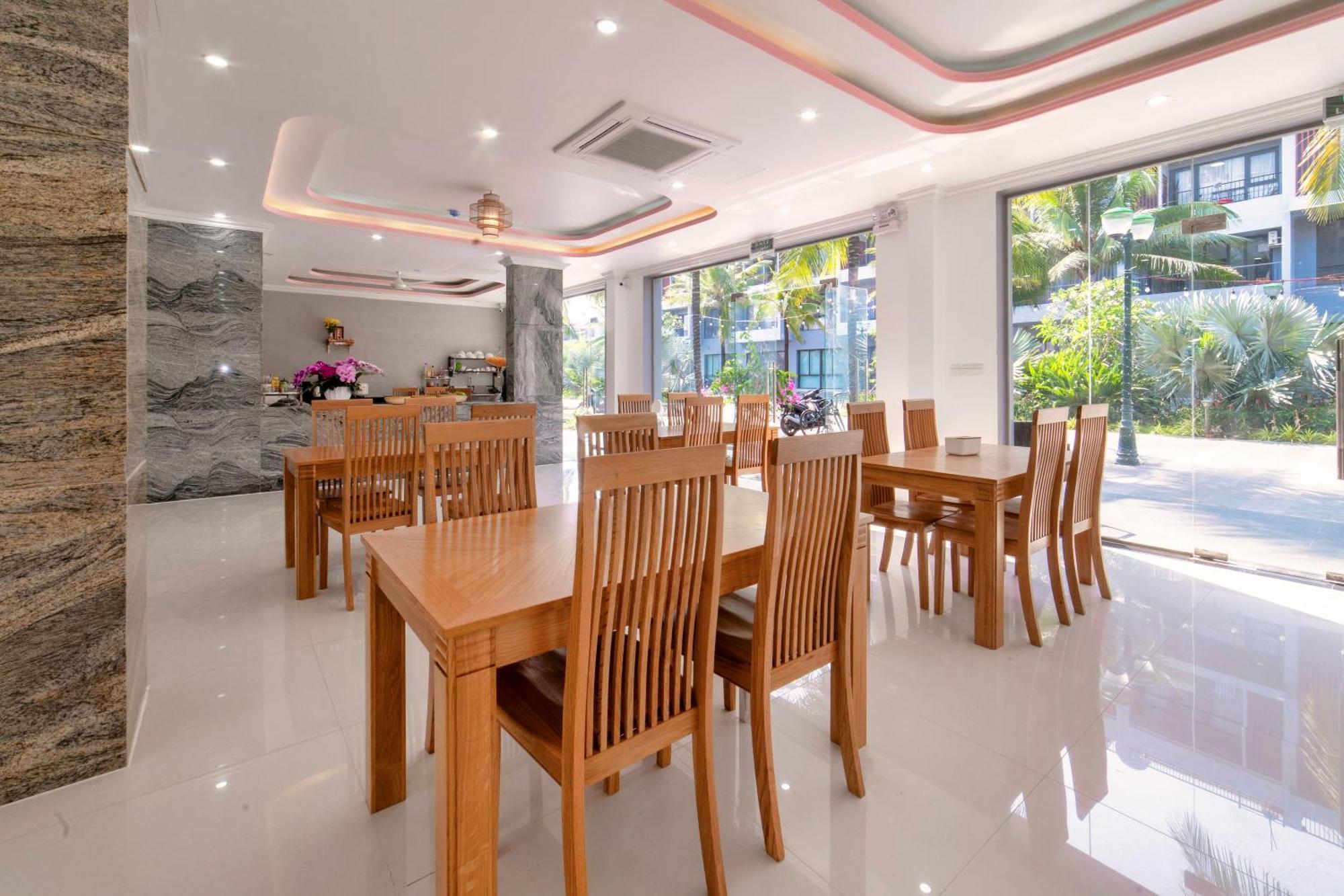 Hana Hotel Sonasea Night Market Phú Quốc Eksteriør billede