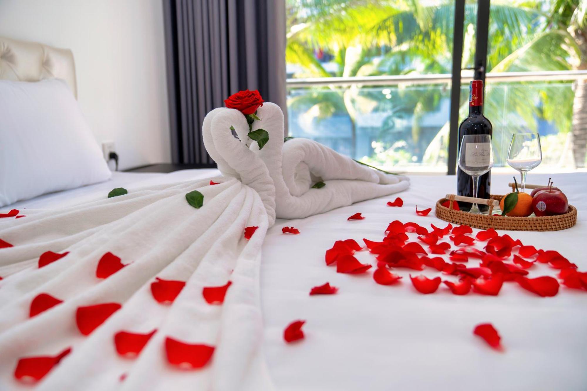 Hana Hotel Sonasea Night Market Phú Quốc Eksteriør billede